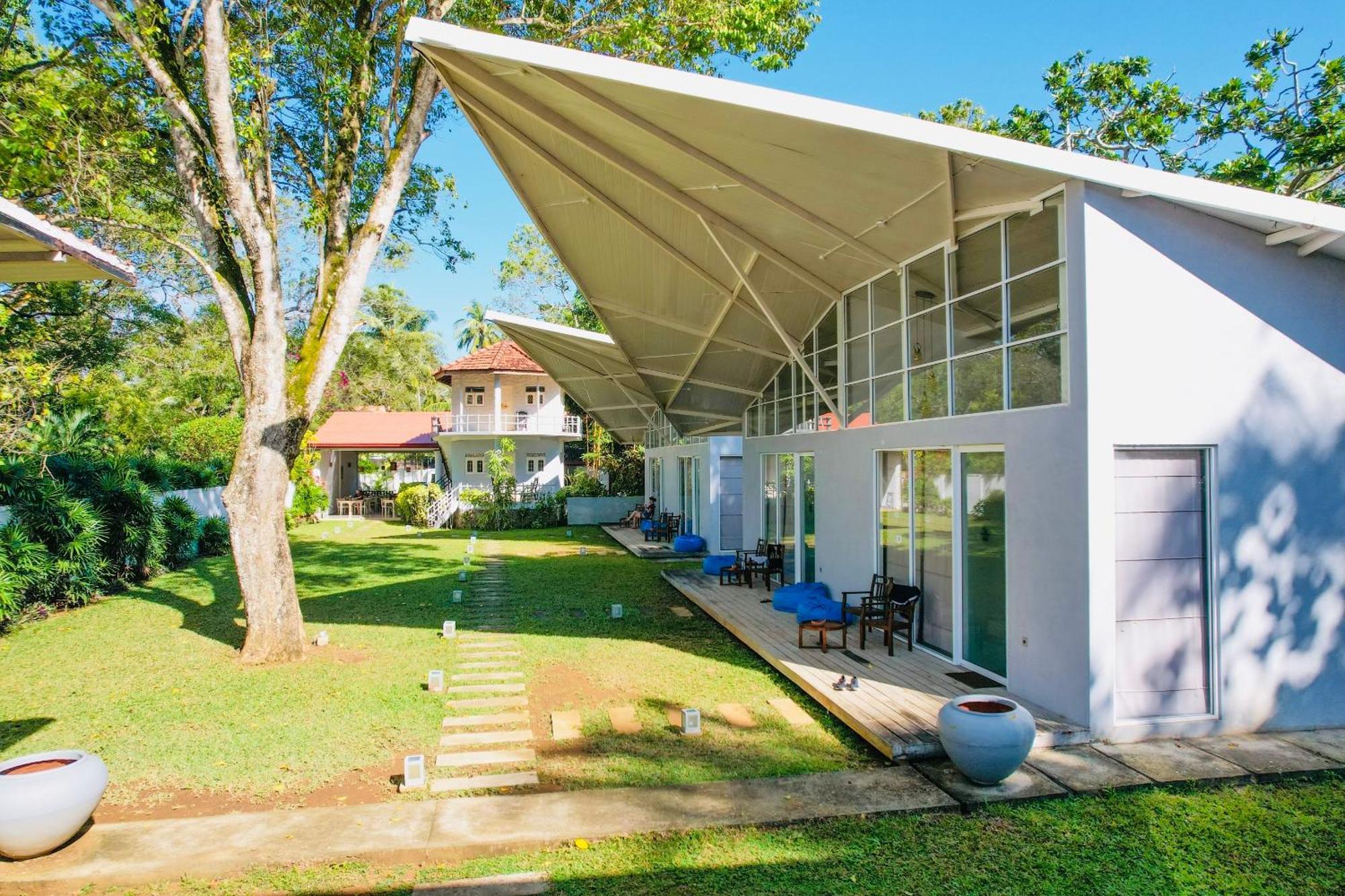 Mawella Beach Resort Tangalle Exterior foto